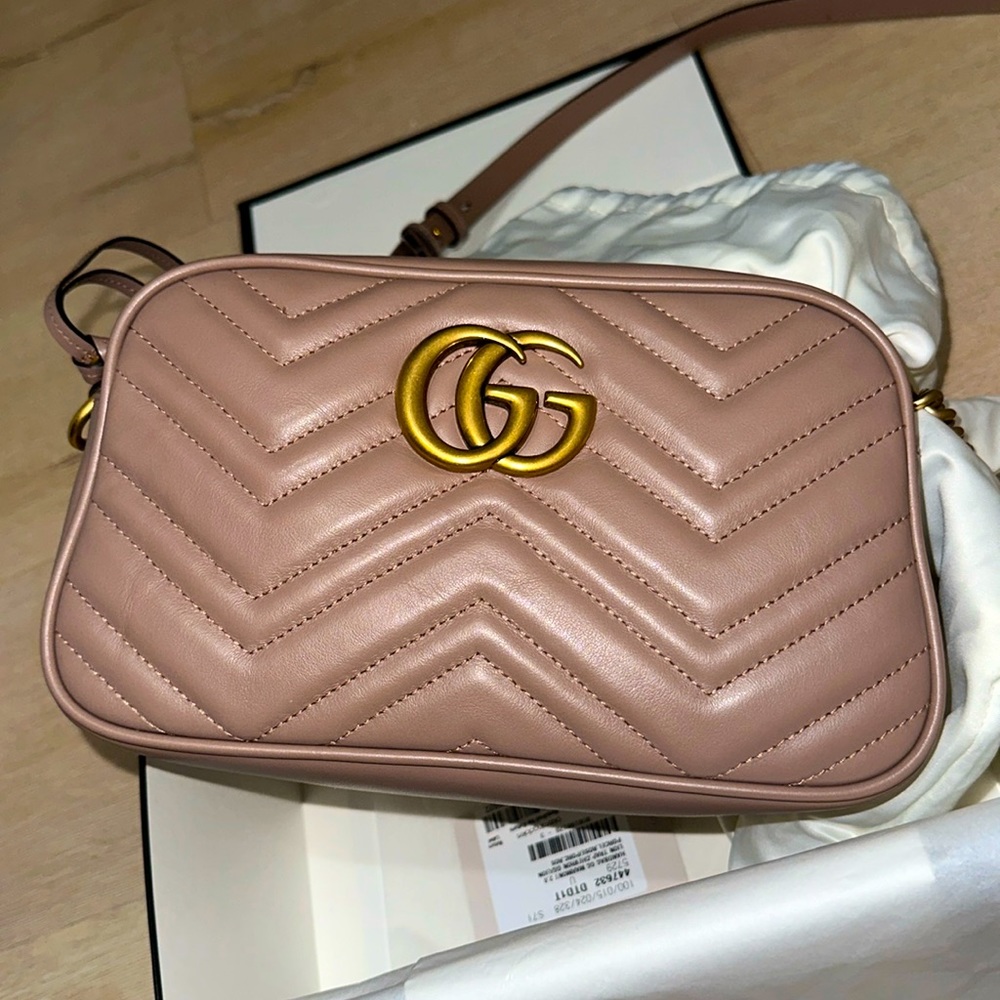 GG Marmont Small Shoulder Bag Color: dusty Pink leather